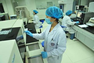 罗氏豪掷10亿美元，，，，，，与Blueprint告竣5个肿瘤免疫药物研发相助