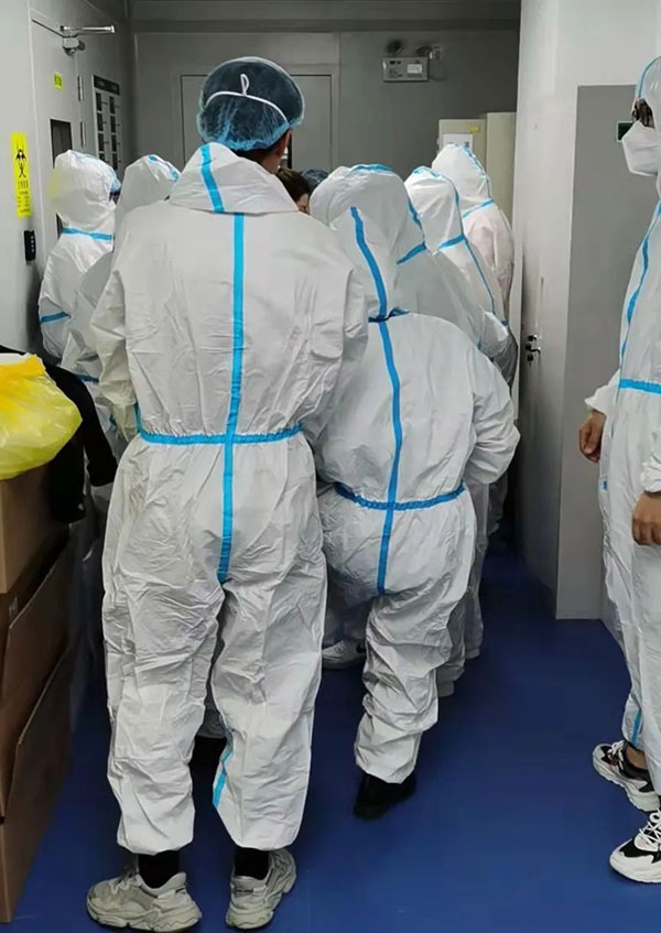 BJL平台为上海市的防疫事情孝顺一份实力.jpg